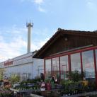 Hauptgebäude mit Zugang